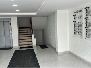 Foto 3 de Venta Oficina  Edificio El Consorcio Ecuador - Cuenca