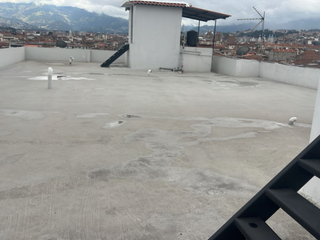 Foto 6 de Venta Oficina  Edificio El Consorcio Ecuador - Cuenca