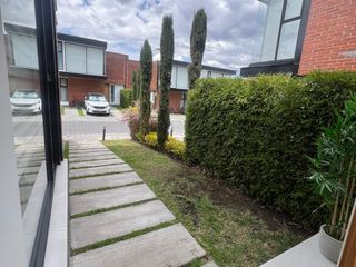 Foto 1 de Casa de venta en San Juan de Cumbayá