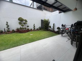 Foto 7 de Casa de venta en San Juan de Cumbayá