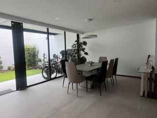 Foto 10 de Casa de venta en San Juan de Cumbayá