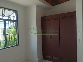 Foto 11 de VENDEMOS HERMOSA CASA DE DOS PISOS EN RICAURTE