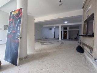 Foto 6 de 📍✨ ¡Alquiler de Local Comercial en Los Olivos, Zona de Alto Tránsito! 🏪🚶‍♂️