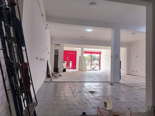Foto 9 de 📍✨ ¡Alquiler de Local Comercial en Los Olivos, Zona de Alto Tránsito! 🏪🚶‍♂️
