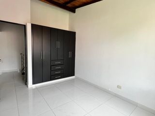 Foto 9 de SE VENDE O PERMUTA HERMOSA CASA EN SANGIL / GRANDE DE 2 NIVELES