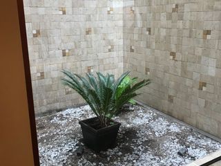 Foto 5 de Vendo casa como terreno remodelada consta de dos propiedades juntas en  Barranco