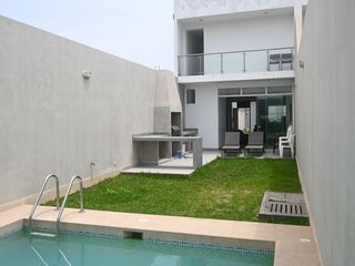 Foto 9 de VENDO 2 CASAS DE PLAYA DE  200 M² 3 PISOS CON PISCINA, BUJAMA BAJA.
