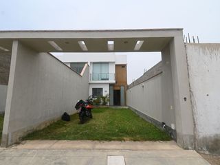 Foto 22 de VENDO 2 CASAS DE PLAYA DE  200 M² 3 PISOS CON PISCINA, BUJAMA BAJA.