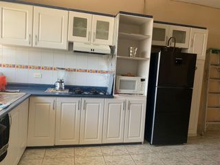 Foto 10 de Venta Casa independiente CONOCOTO  en Sta. Monica a dos cuadras de Abdon Calderon y Ponce Enriquez