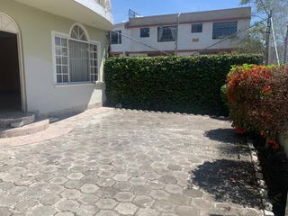 Foto 28 de Venta Casa independiente CONOCOTO  en Sta. Monica a dos cuadras de Abdon Calderon y Ponce Enriquez