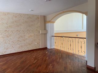 Foto 29 de Venta Casa independiente CONOCOTO  en Sta. Monica a dos cuadras de Abdon Calderon y Ponce Enriquez