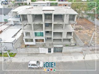 Foto 1 de En Venta: Terreno con edificio Gray Stage - 4 plantas de altura