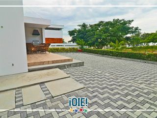 Foto 39 de Casa de 3 dormitorios en venta, en urbanización Ciudad del Mar, Manta, Ecuador