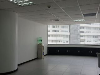 Foto 6 de Puerto Santa Ana, The Point Oficina en Venta