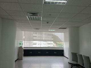 Foto 14 de Puerto Santa Ana, The Point Oficina en Venta