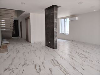 Foto 4 de Casa de alquiler en Isla Mocolí, Vía Samborondón, 3 dormitorios, de estreno