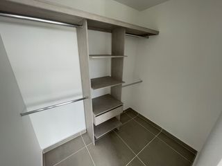 Foto 16 de Apartamento en renta - Av Centenario