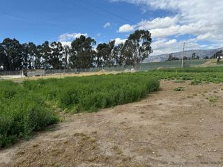 Foto 16 de Guillermo Morales Vende Terreno en Guaytacama, Latacunga