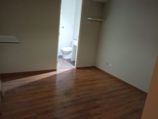 Foto 5 de Oportunidad! Venta o Alquiler de Excelente Mini Dpto en Petit Thouars!
