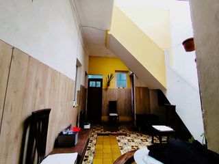 Foto 3 de VENDO CASA COMO TERRENO – CERCA A LA MUNICIPALIDAD LIMA Y DEL RIMAC