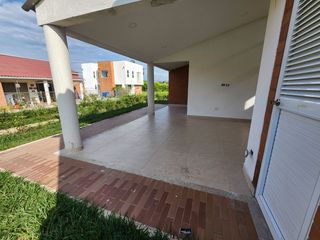 Foto 17 de CASA SENDEROS DE LA MORADA II -VILAS CLUB No 13