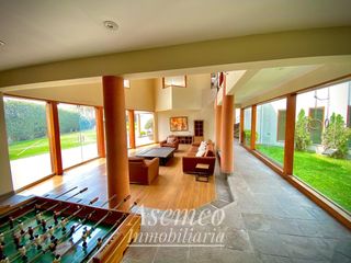 Foto 14 de Ocasión!! Venta Casa de Ensueño con amplios Jardines, Piscina y Bungalow en Urb. San Fernando de Pachacamac