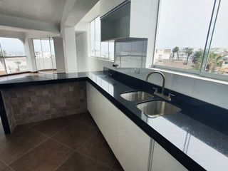 Foto 18 de HERMOSO DUPLEX CON VISTA AL MAR DE  PUNTA HERMOSA