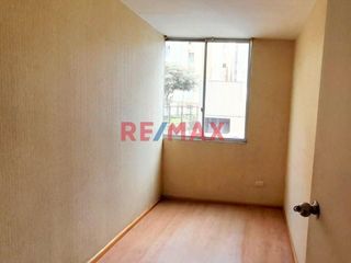 Foto 3 de Acogedor Departamento En Venta - Urb. Parques Del Agustino