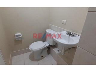Foto 9 de Bonito Departamento En Venta - Urb. Parques Del Agustino