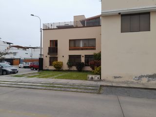 Foto 2 de VENDO CASA EN CONDOMINIO EN LA CAPULLANA CERCA A PARQUE