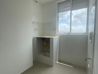 Foto 12 de APARTAMENTO EN ARRIENDO EN RIOMAR #191554227