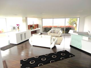 Foto 3 de ESPECTACULAR!!!! Excelente Vista y Diseño!!!!! Con Piscina
