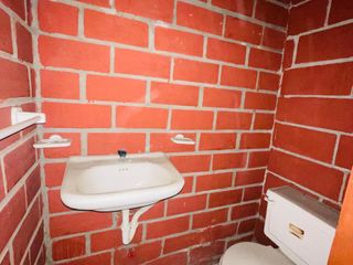 Foto 6 de En venta departamento en Edificio Monterrey en centro de Guayaquil.