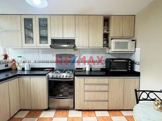 Foto 9 de Venta De Departamento - Rimac