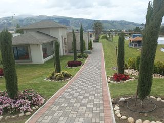 Foto 9 de TERRENO DE VENTA EN URBANIZACION PRIVADA TABACUNDO ECUADOR