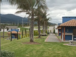 Foto 13 de TERRENO DE VENTA EN URBANIZACION PRIVADA TABACUNDO ECUADOR