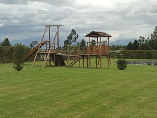 Foto 3 de TERRENO DE VENTA EN URBANIZACION PRIVADA TABACUNDO ECUADOR