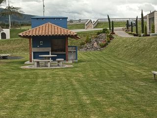 Foto 5 de TERRENO DE VENTA EN URBANIZACION PRIVADA TABACUNDO ECUADOR