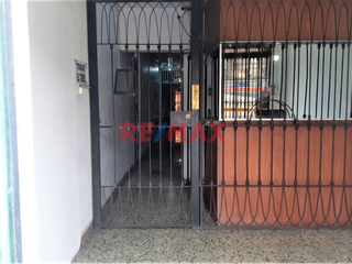 Foto 11 de Alquiler De Hostal Con Camas Y Blancos Alto Tránsito En Av. Perú Nº 3142 San Martin De Porres 794.20 M2