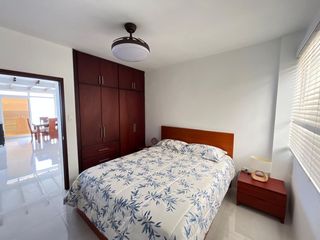 Foto 10 de casa de venta frente al mar en manta zona sur