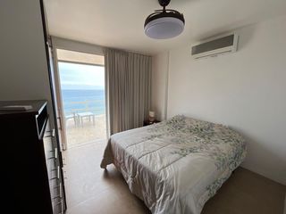Foto 15 de casa de venta frente al mar en manta zona sur