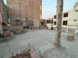 Foto 19 de VENDO CASA EN ESQUINA EN LOS OLIVOS – OPORTUNIDAD ÚNICA