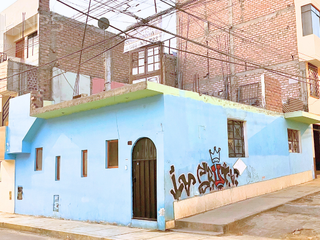 Foto 1 de VENDO CASA EN ESQUINA EN LOS OLIVOS – OPORTUNIDAD ÚNICA