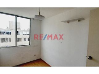 Foto 5 de Excelente Oportunidad - Departamento En Venta - Urb. Parques Del Agustino