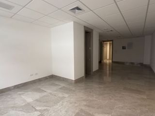 Foto 2 de Oficina en venta en Edicio Platinum