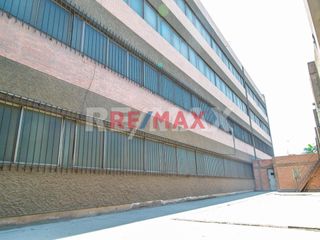 Foto 2 de ALQUILER DE EDIFICIO COMERCIAL Y/O INDUSTRIAL