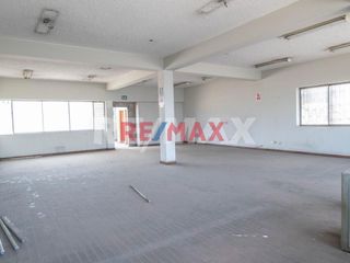 Foto 6 de ALQUILER DE EDIFICIO COMERCIAL Y/O INDUSTRIAL