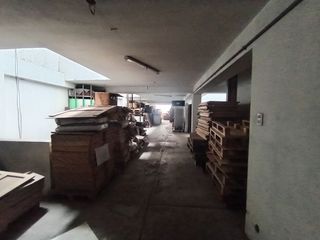 Foto 11 de LOCAL INDUSTRIAL VENDO CERCADO DE LIMA