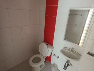 Foto 4 de VENDO HERMOSA OFICINA EN EL BARRIO EL PRADO FRENTE A LA UNIVERSIDAD SIMON BOLIVAR