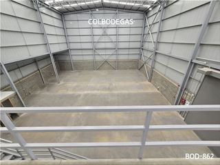 Foto 2 de RENTO BODEGA 631 MTS2,  Imagina las posibilidades que tendrás en un espacio tan amplio y bien equipado, Excelentes vías de acceso.